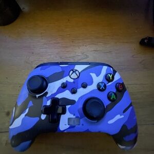 Xbox Wired Controller in Blue Camouflage